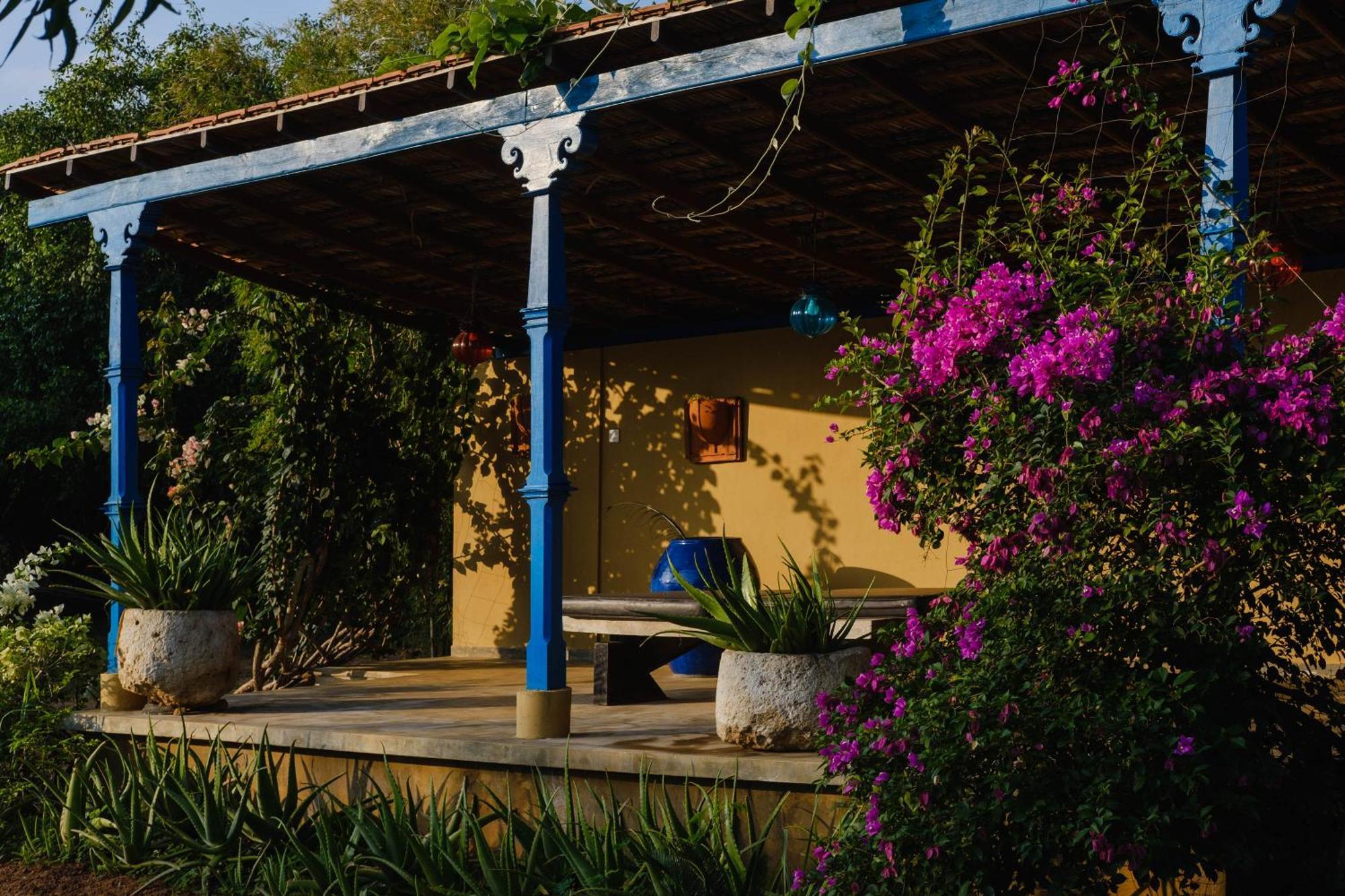 Bed and Breakfast Treasure Rock Kirinda  Exterior foto